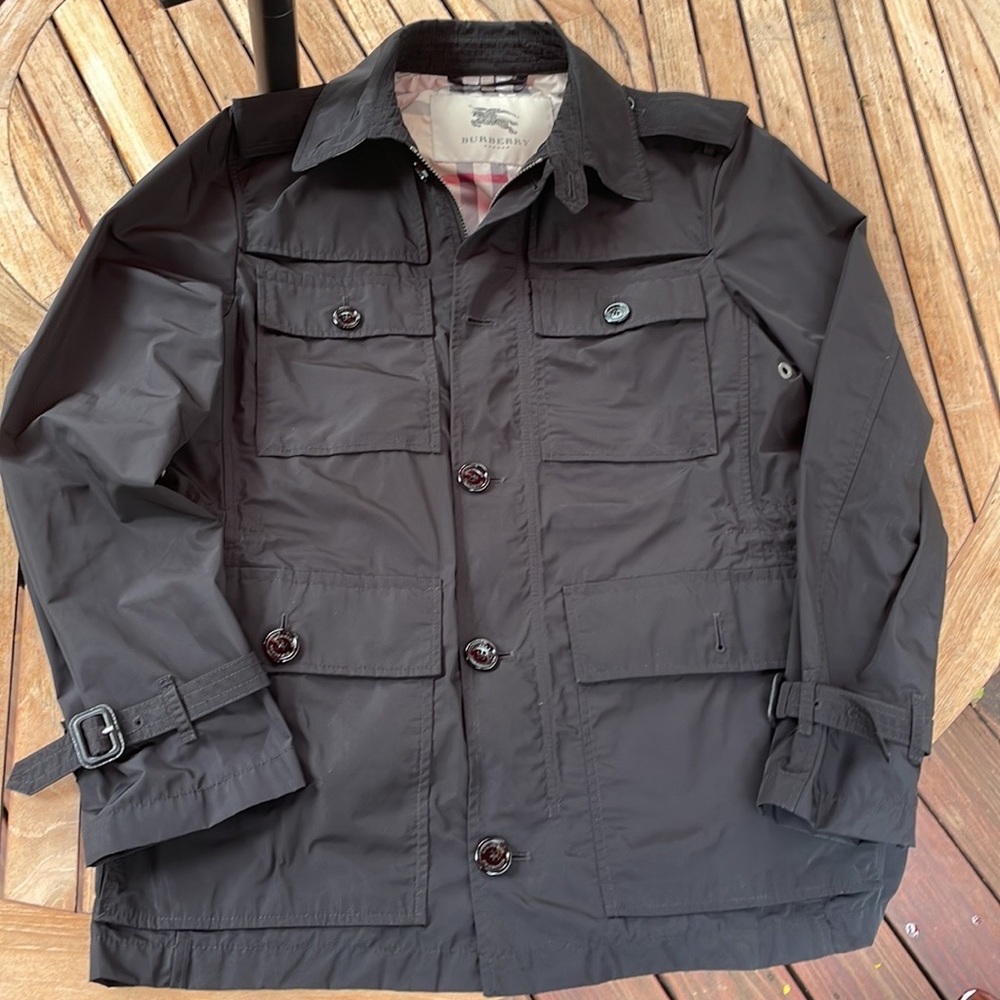 Mens Burberry Black Jacket. Excellent condition!  Size L